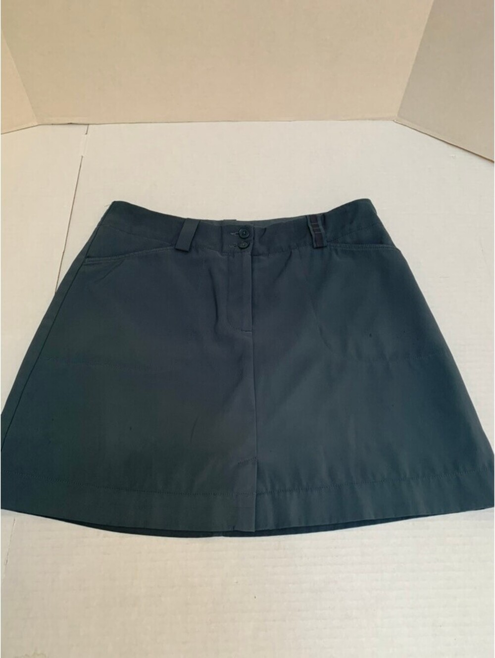 Nike Golf Skort Slate Gray Size 8 Womans